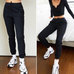 NWOT Aritzia Tna Thermal High-Rise Jogger